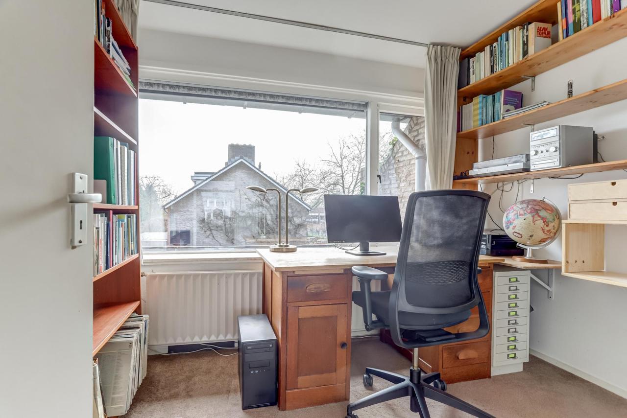 Van den Boenhoffstraat 1, Nijmegen (6525 BZ)