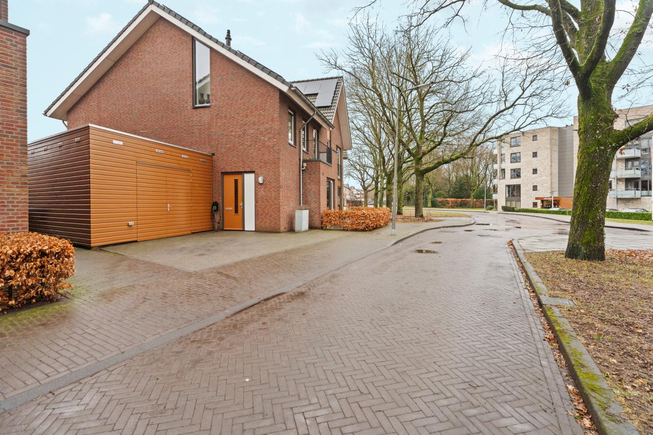Henk van Tienhovenstraat 12, Nijmegen (6543 JB)