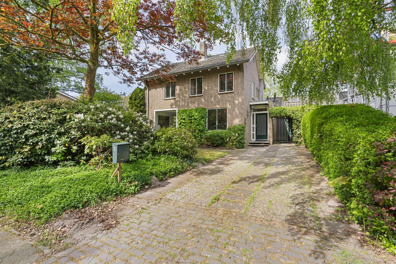 Joanneslaan 1, Heilig Landstichting (6564 AE)