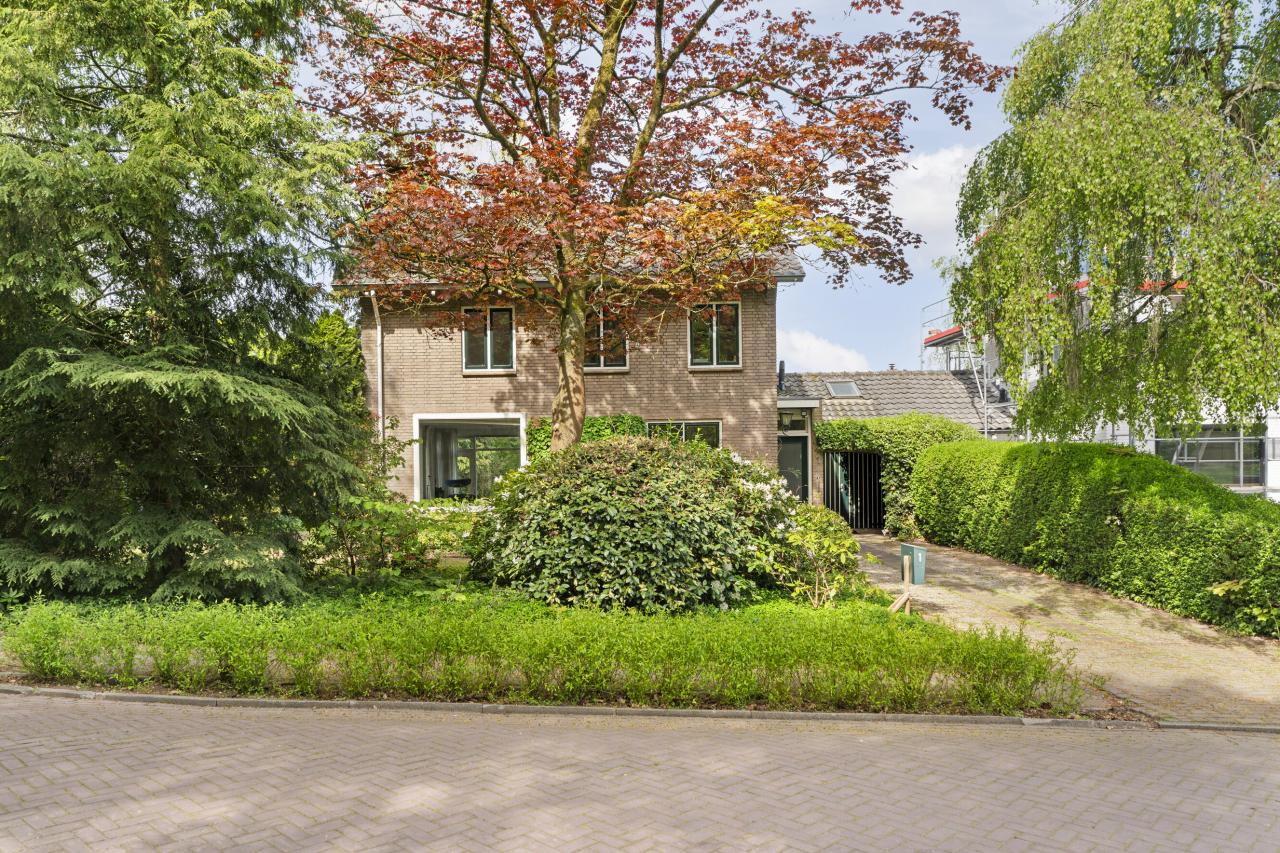 Joanneslaan 1, Heilig Landstichting (6564 AE)